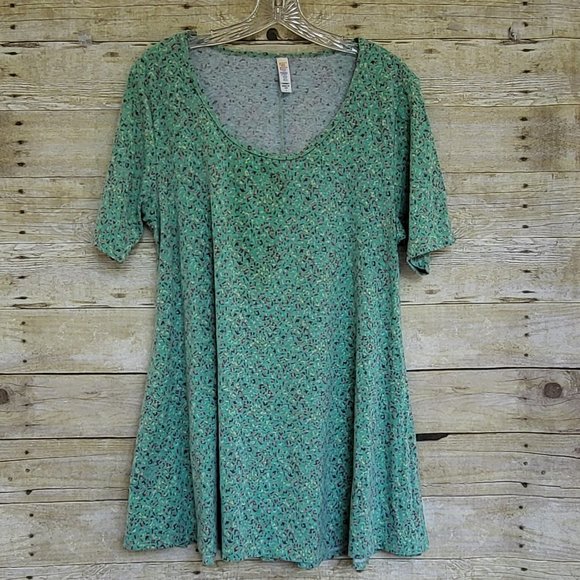 EUC LuLaRoe Large Perfect T - Mint Green Confetti Design - Picture 1 of 7